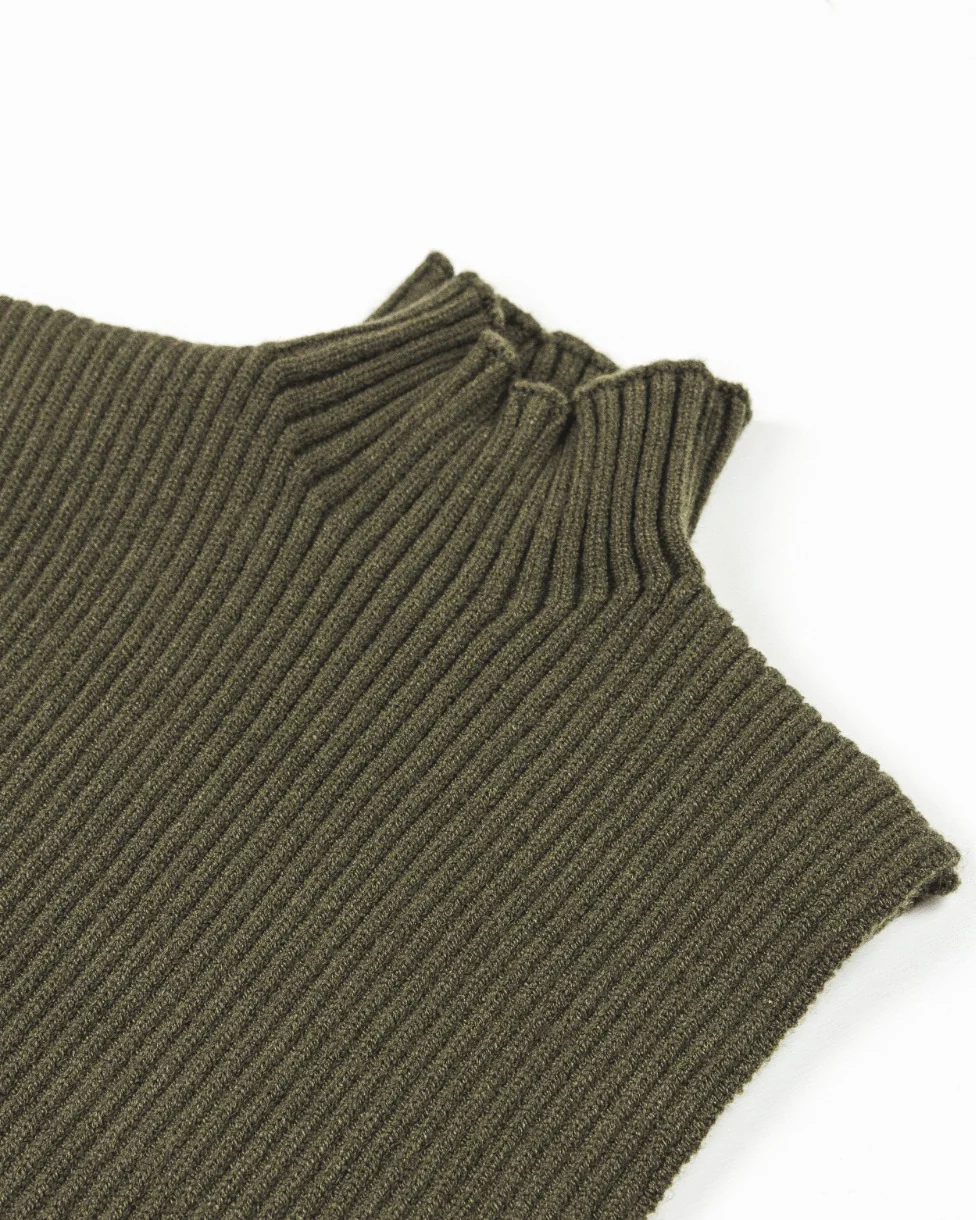 Moda Ribbed Knit Tank - Image 19